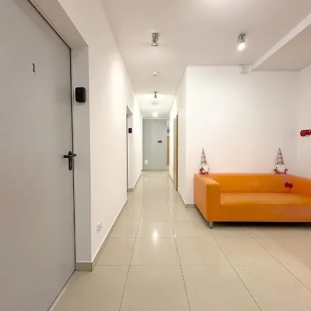 Ostello Hala Hostel - Prywatne Pokoje Gdynia Obok Dworca Glownego *