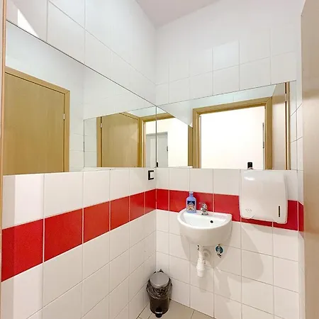 Hala Hostel - Prywatne Pokoje Gdynia Obok Dworca Glownego *