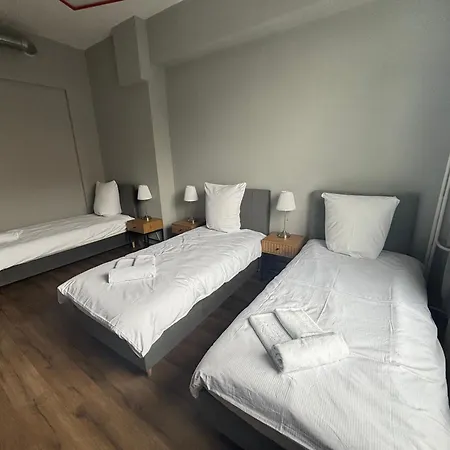 Albergue Hala - Na Wylacznosc Tuz Przy Dworcu