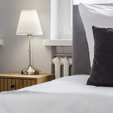 Hala - Na Wylacznosc Tuz Przy Dworcu Gdynia