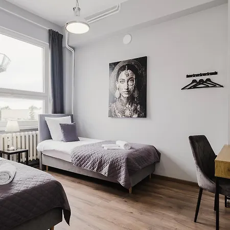 Hala Hostel - Prywatne Pokoje Gdynia Obok Dworca Glownego