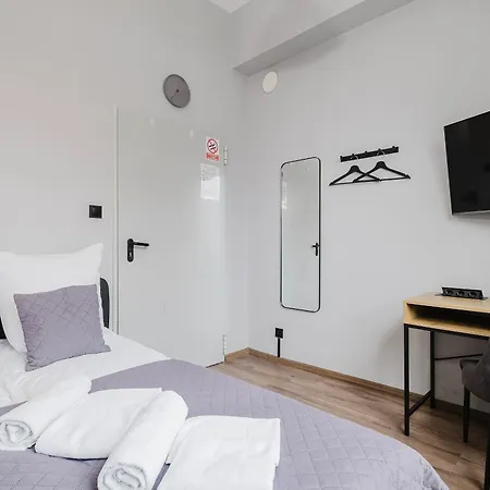 Hala Hostel - Prywatne Pokoje Gdynia Obok Dworca Glownego * Gdynia