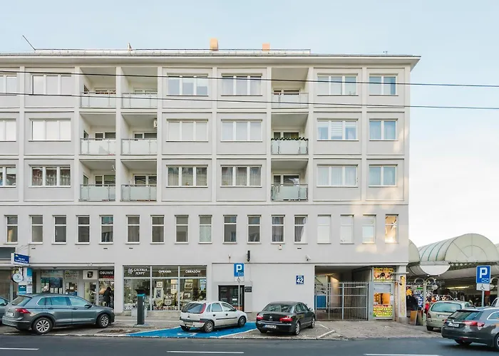 Hala - Na Wylacznosc Tuz Przy Dworcu Хостел