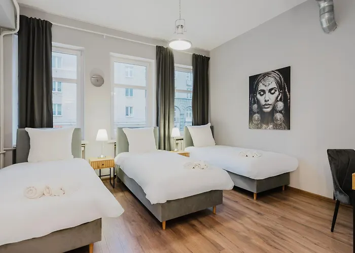 Hala - Na Wylacznosc Tuz Przy Dworcu Хостел *