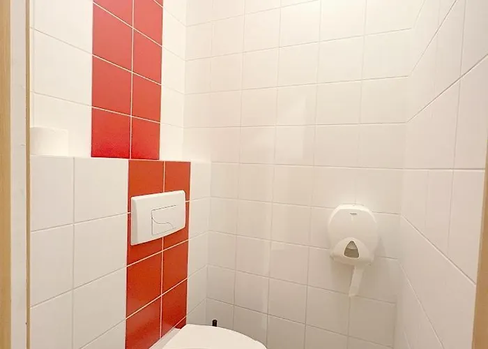 Хостел Hala - Na Wylacznosc Tuz Przy Dworcu *