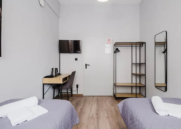 Хостел Hala - Na Wylacznosc Tuz Przy Dworcu Гдыня