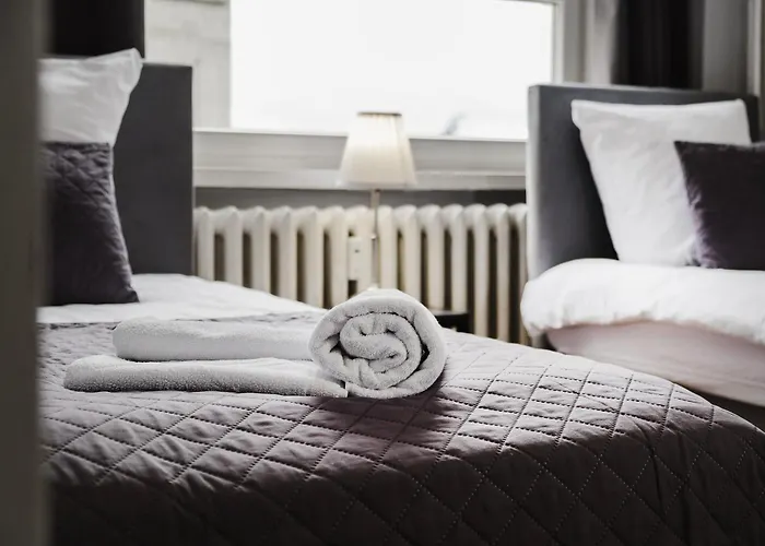 Hostel Hala - Na Wylacznosc Tuz Przy Dworcu *