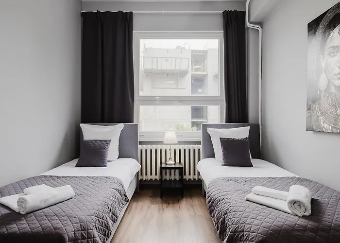 Hala - Na Wylacznosc Tuz Przy Dworcu Хостел *