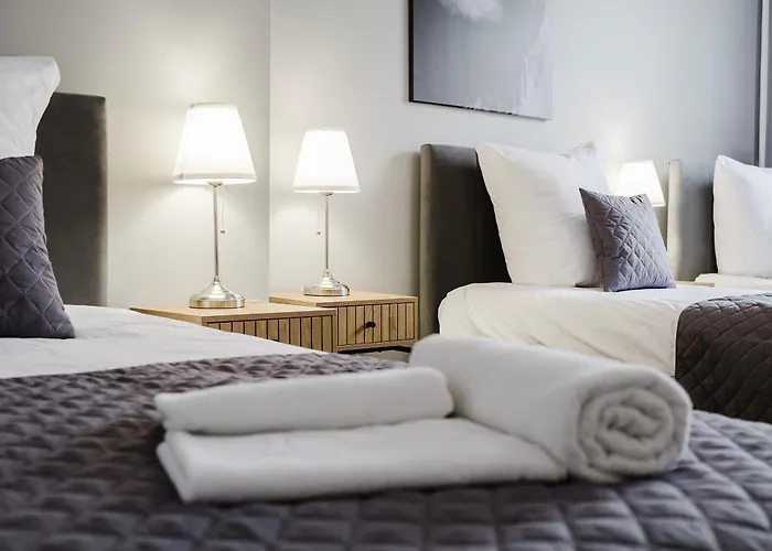 Hala - Na Wylacznosc Tuz Przy Dworcu Хостел Гдыня