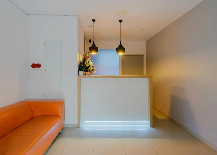 Hala - Na Wylacznosc Tuz Przy Dworcu Хостел Гдыня